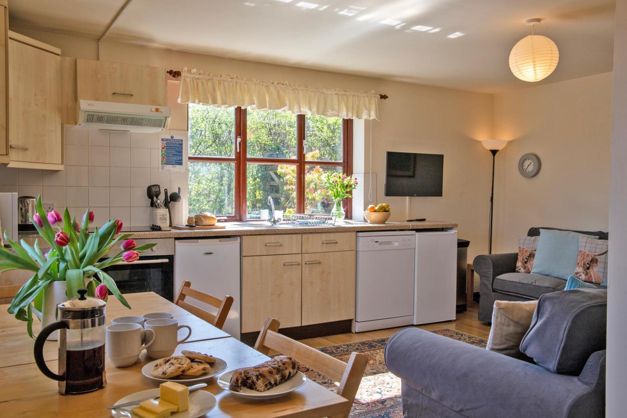 Denstone Charlie'S Cottage With Alpacas And 7Mins Drive To Alton Towers מראה חיצוני תמונה